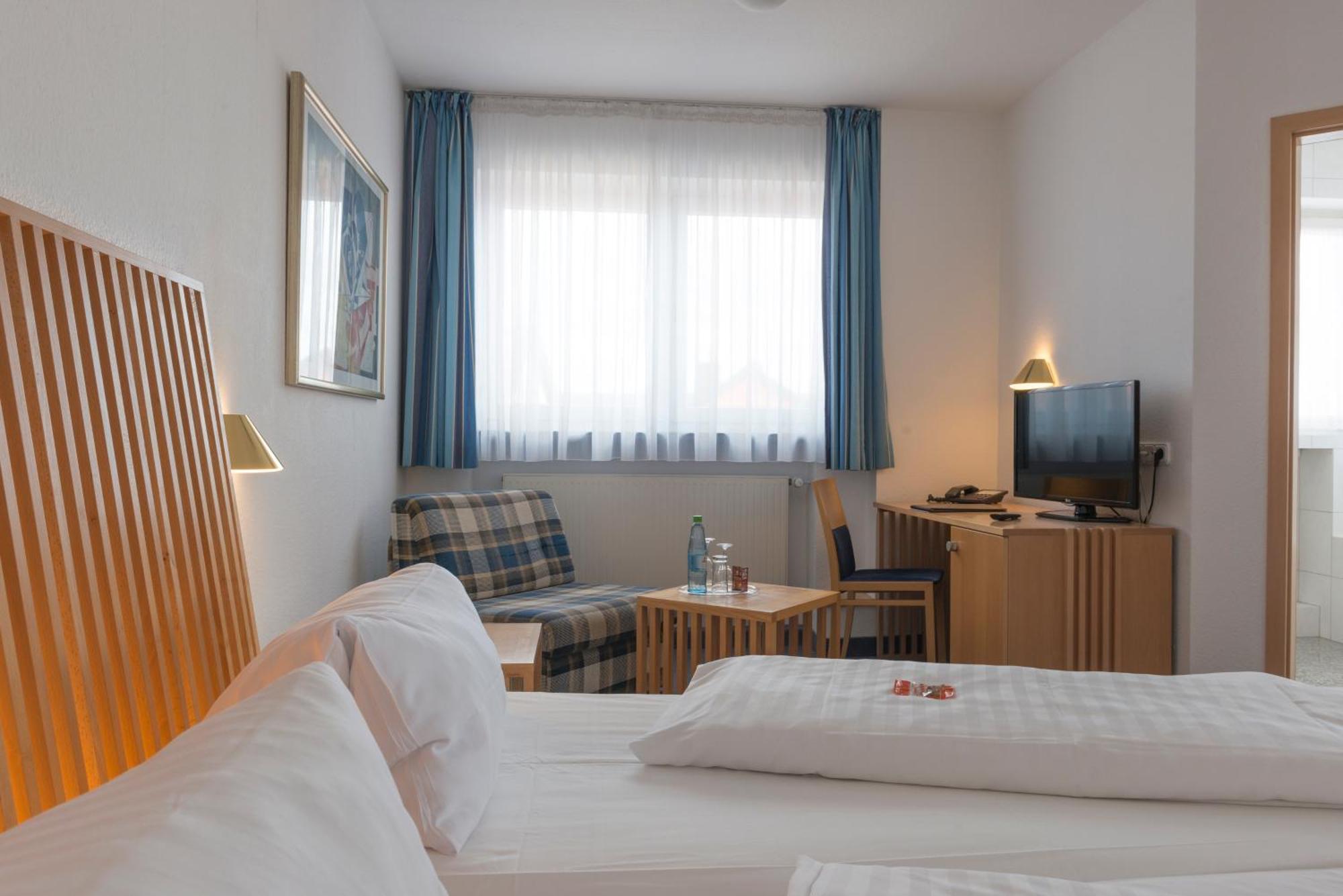 Hotel Gasthof Zum Storch Schlüsselfeld Exteriér fotografie