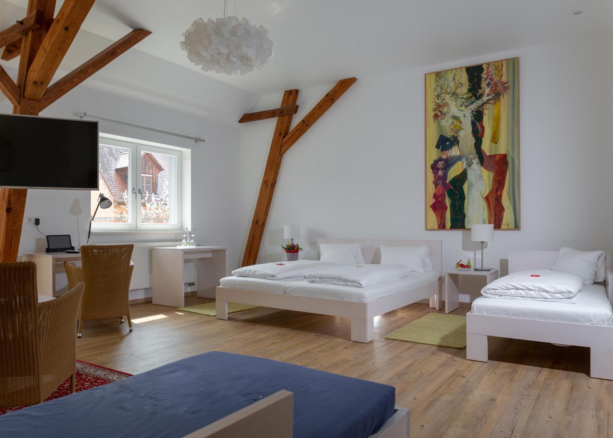 Hotel Gasthof Zum Storch Schlüsselfeld Exteriér fotografie